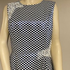 Teri Jon by Rickie Freeman
Metallic Jacquard polka dot sleeveless A-Line Dress